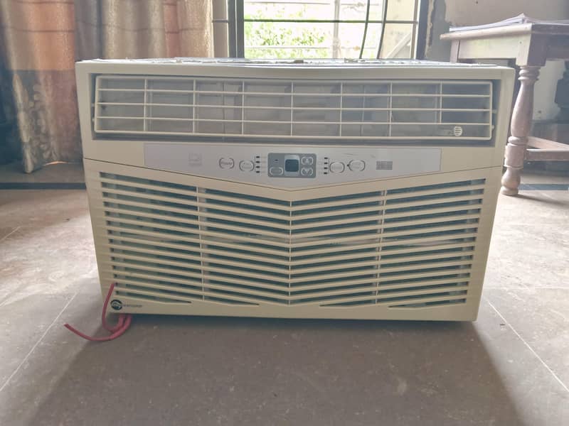 window AC 0