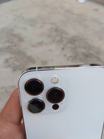 I phone 13 pro max 256 LLA pta approved