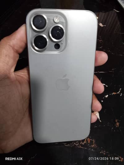 Apple iPhone 16 Pro Max