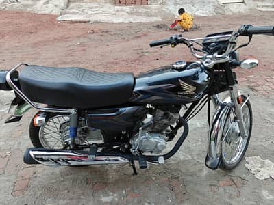 Honda CG125 2025 Neat and clean condition one hand used only