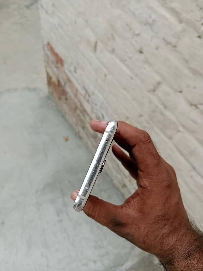 One Plus 8 4