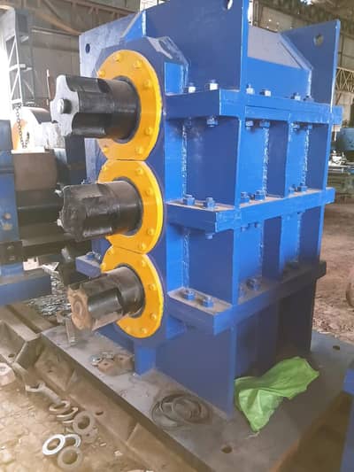 Heavy Duty Multi-Stand Roller Straightening Machine – Industrial Use