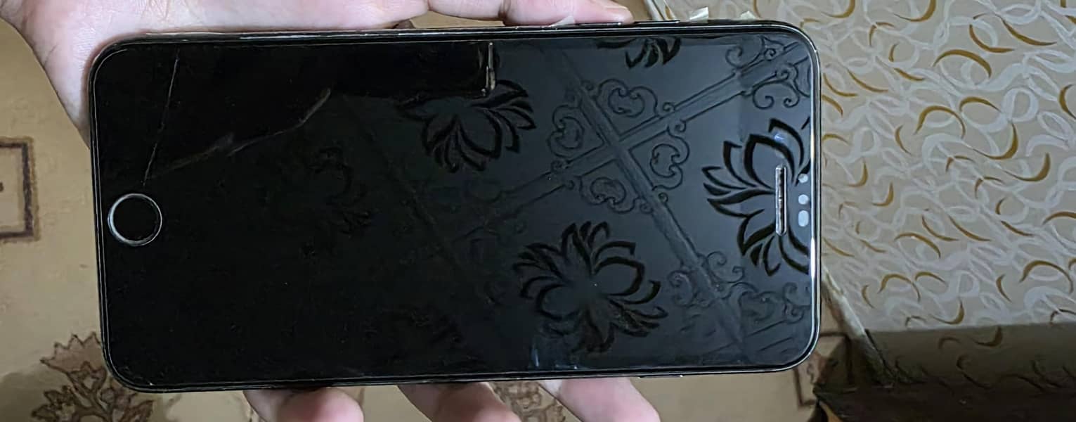 Apple iPhone 7 Plus 2