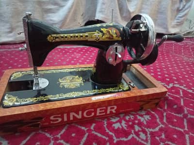 Singer Handmade Sewing Machine | Like New | Under Warranty
