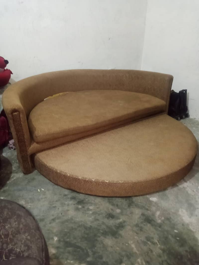 combad sofa 2
