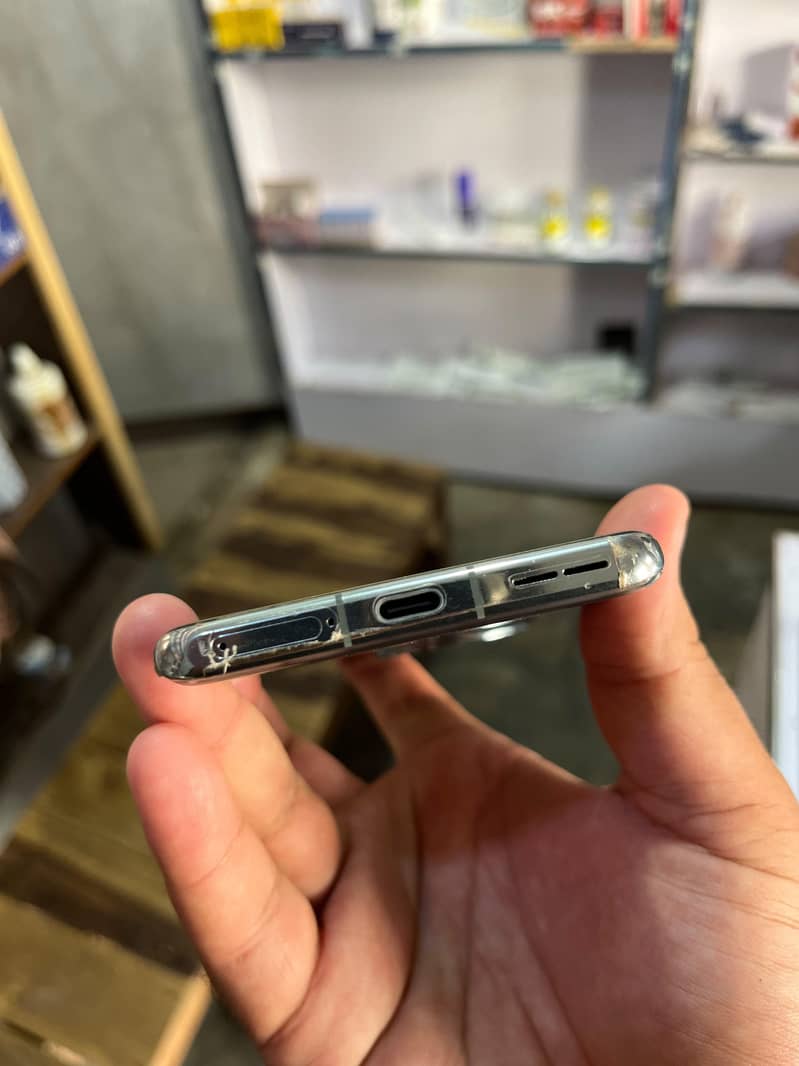 OnePlus 11 4