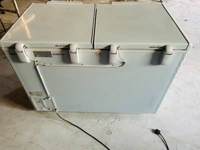 Haier 385L chest freezer
