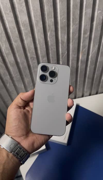 15 pro JV with box only