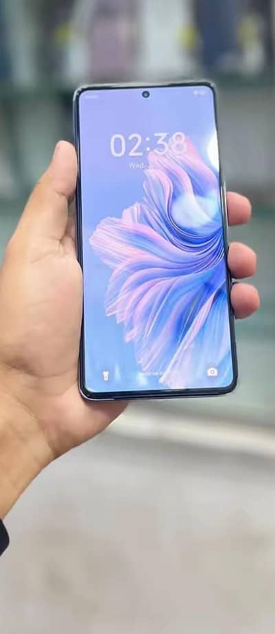 Tecno CAMON 20