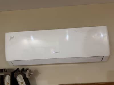 Gree 1 Ton Split AC Pular Turbo Inverter Energy Efficient in warranty