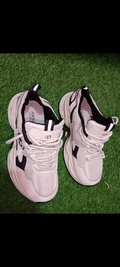 ladies shoes