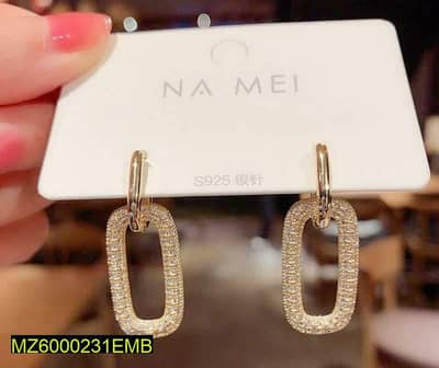 Golden Elegance Earrings 