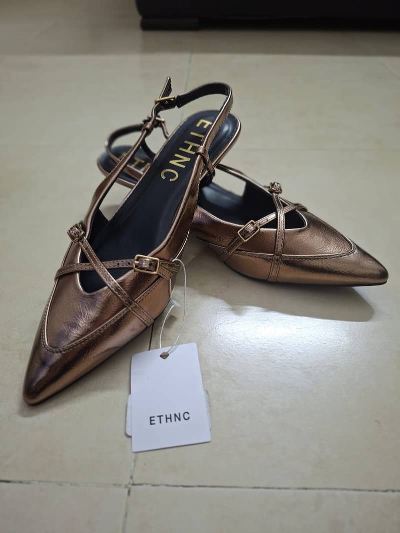 Ethnc Heels 3