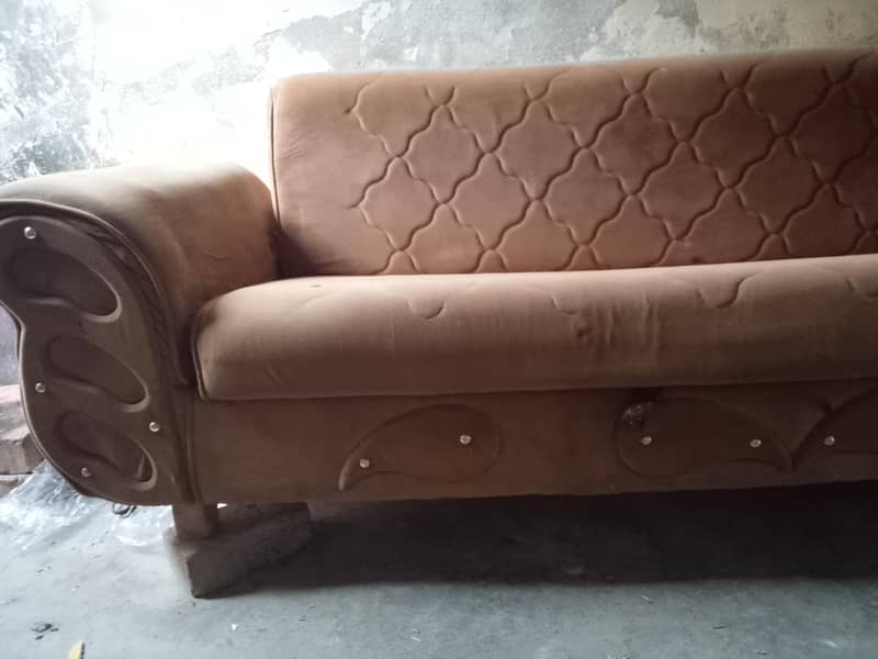 sofa hai 1