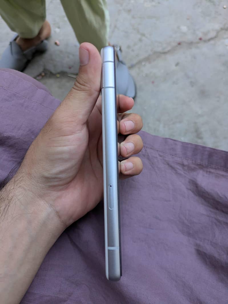 Google Pixel 7a 3
