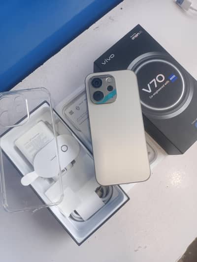 Vivo V70 5G 12. . 256 full warranty