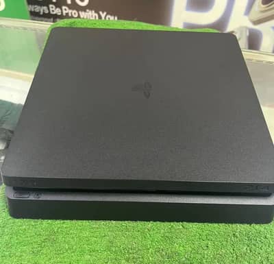 Ps 4 Slim just like brand new