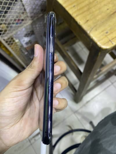 Apple iPhone 11 Pro