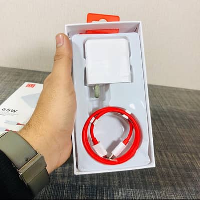 One Plus 65W Charger For All One Plus Model What'sapp 0/3/26/42/94/702