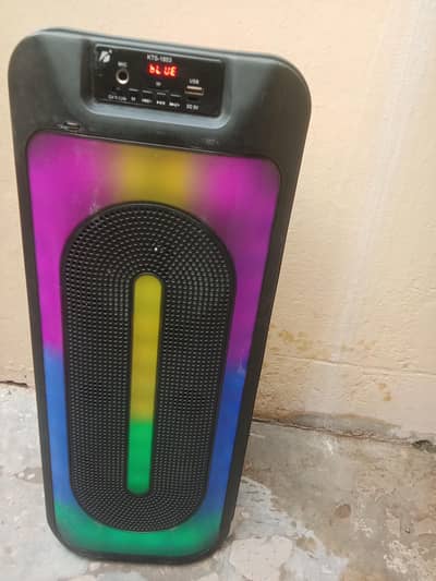 Bluetooth speaker and mike