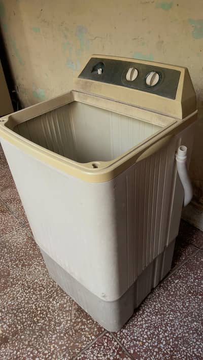 Haier Single Tub Washing Machine – Good Condition