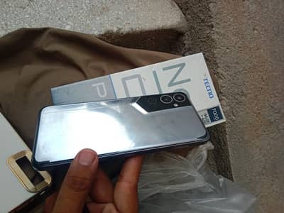 Tecno Pova 2.7gb 64 with box