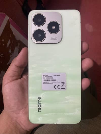 Realme C63 in 10/10 condition