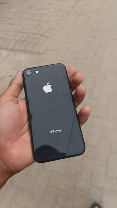 Apple iPhone 8