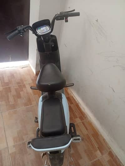 RAMZA Z3 ELICTRIC SCOOYT