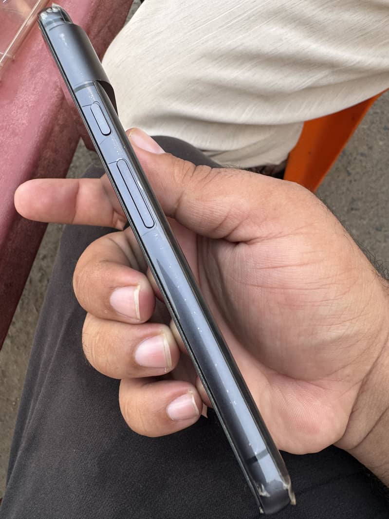 Google Pixel 8 2