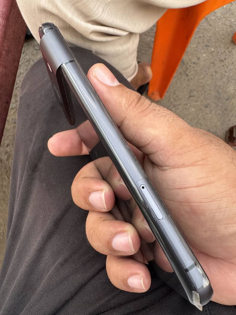 Google Pixel 8 4