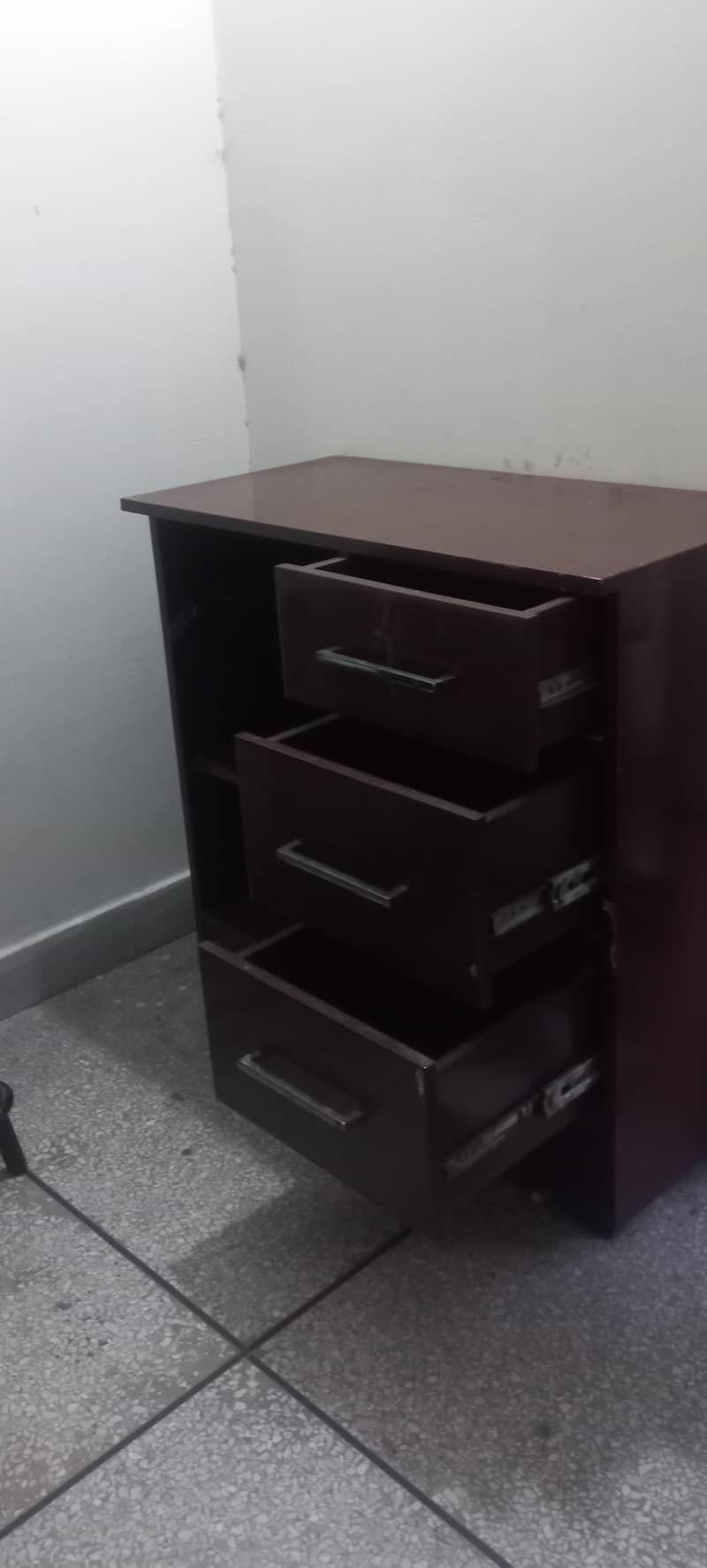 dressing table 2