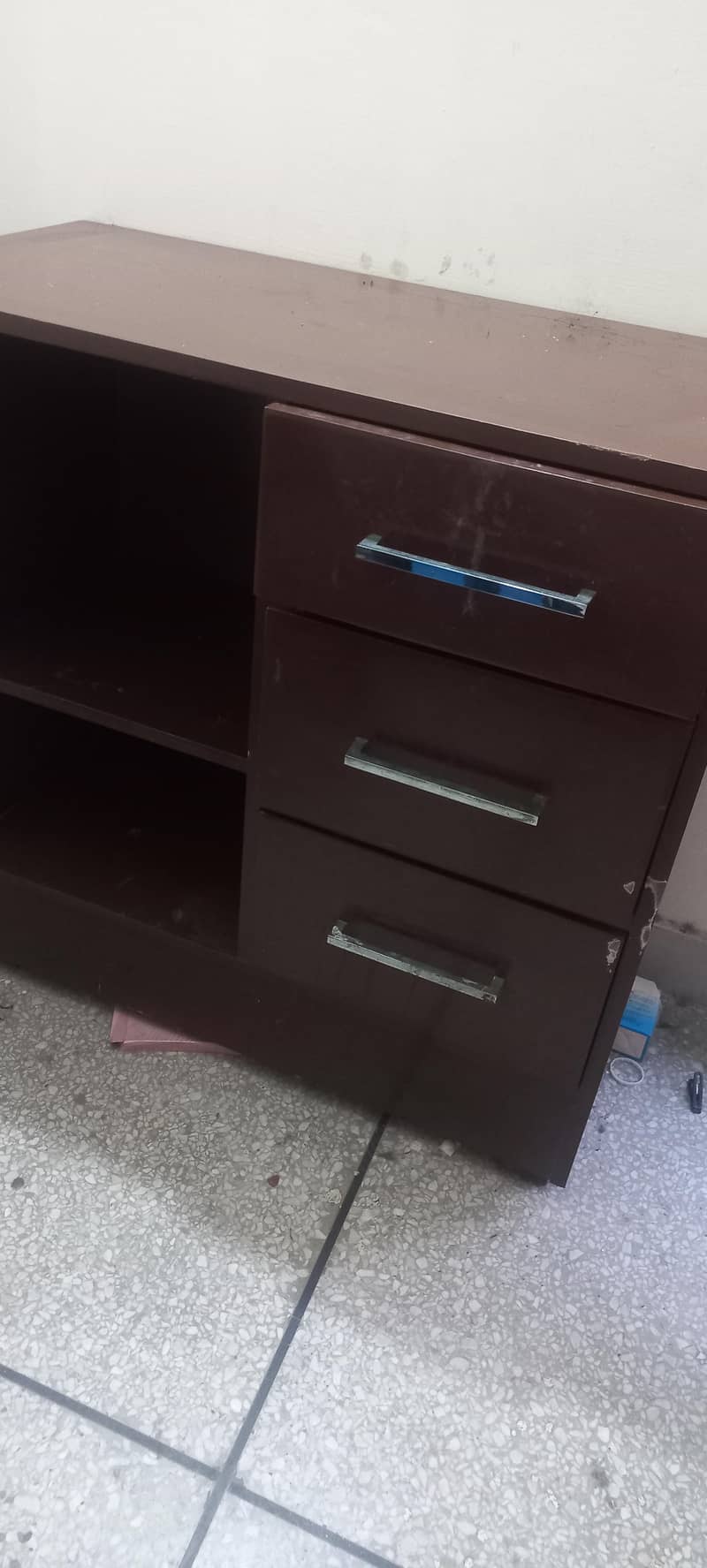 dressing table 7