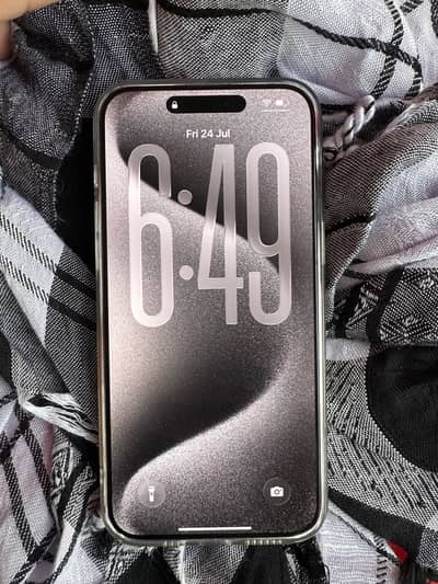 Iphone 15 pro max with box jv