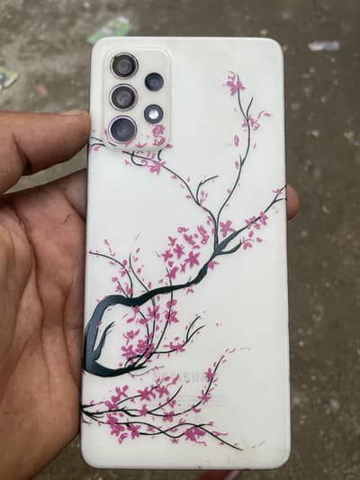 Samsung Mobile A72 iPhone 12.  Dono ka 85000