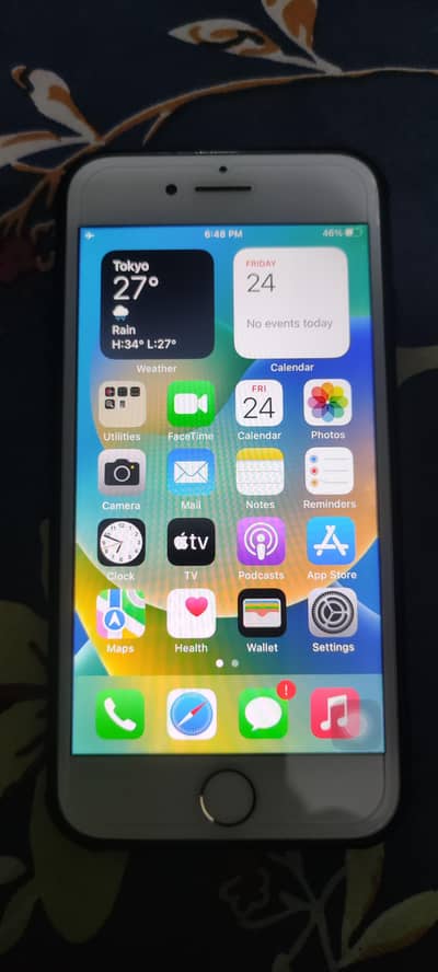 Apple iPhone 8 256gb in fresh condition in reasonable price