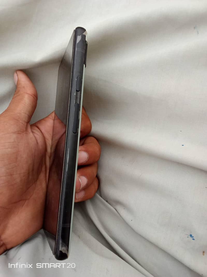 Google Pixel 6a 1