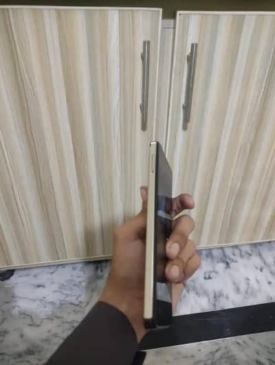 Infinix Hot 40i 8.8. 128 gb ha finger not working side pa shad bi ha