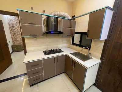 Par day Furnished Flat Available For Rent