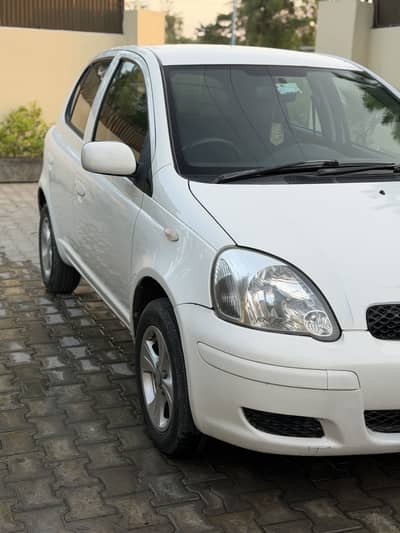 Toyota Vitz 2004