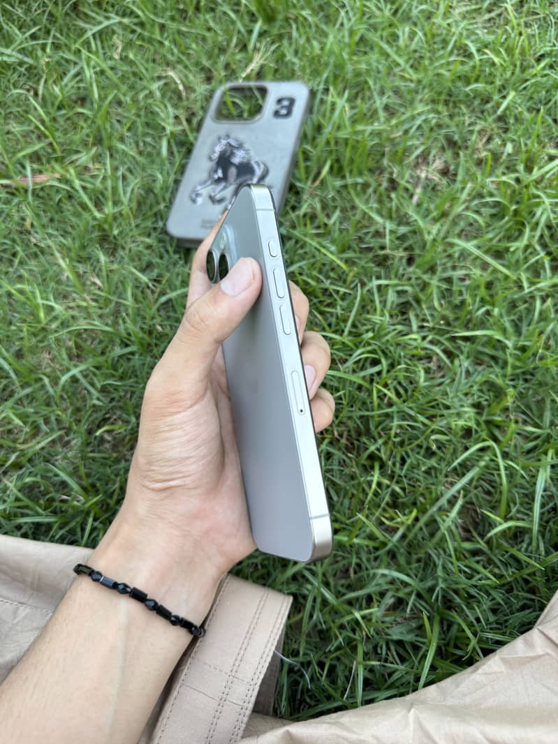 Iphone 15 pro 4