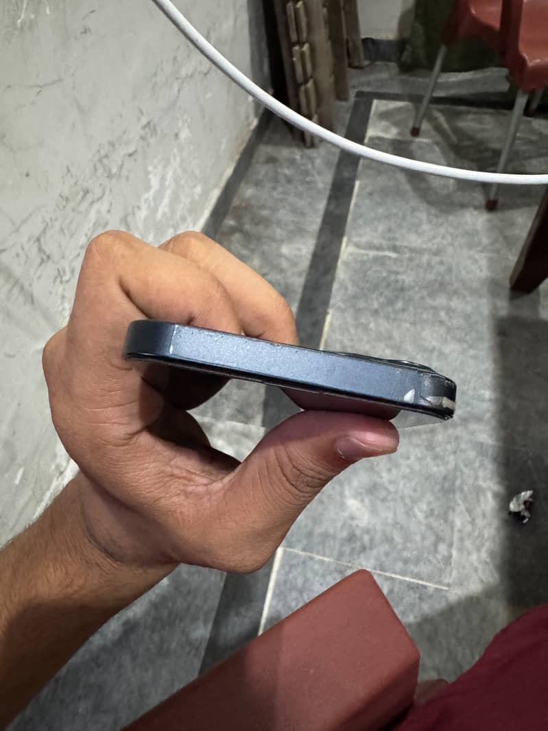 Iphone 13 2