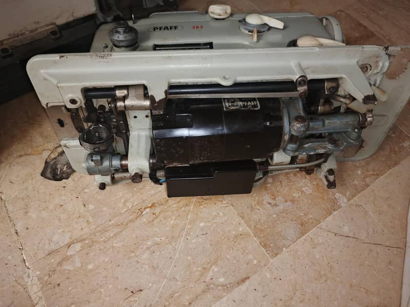 Pfaff 262 2