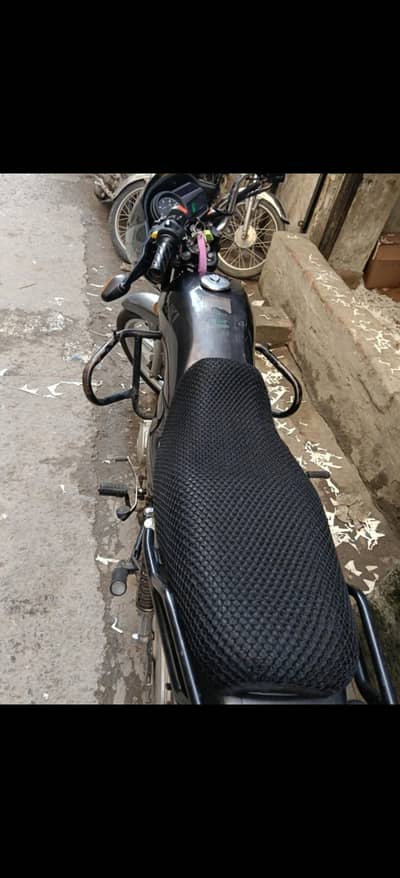 Suzuki gd 110s for sale in Lahore Punjab number