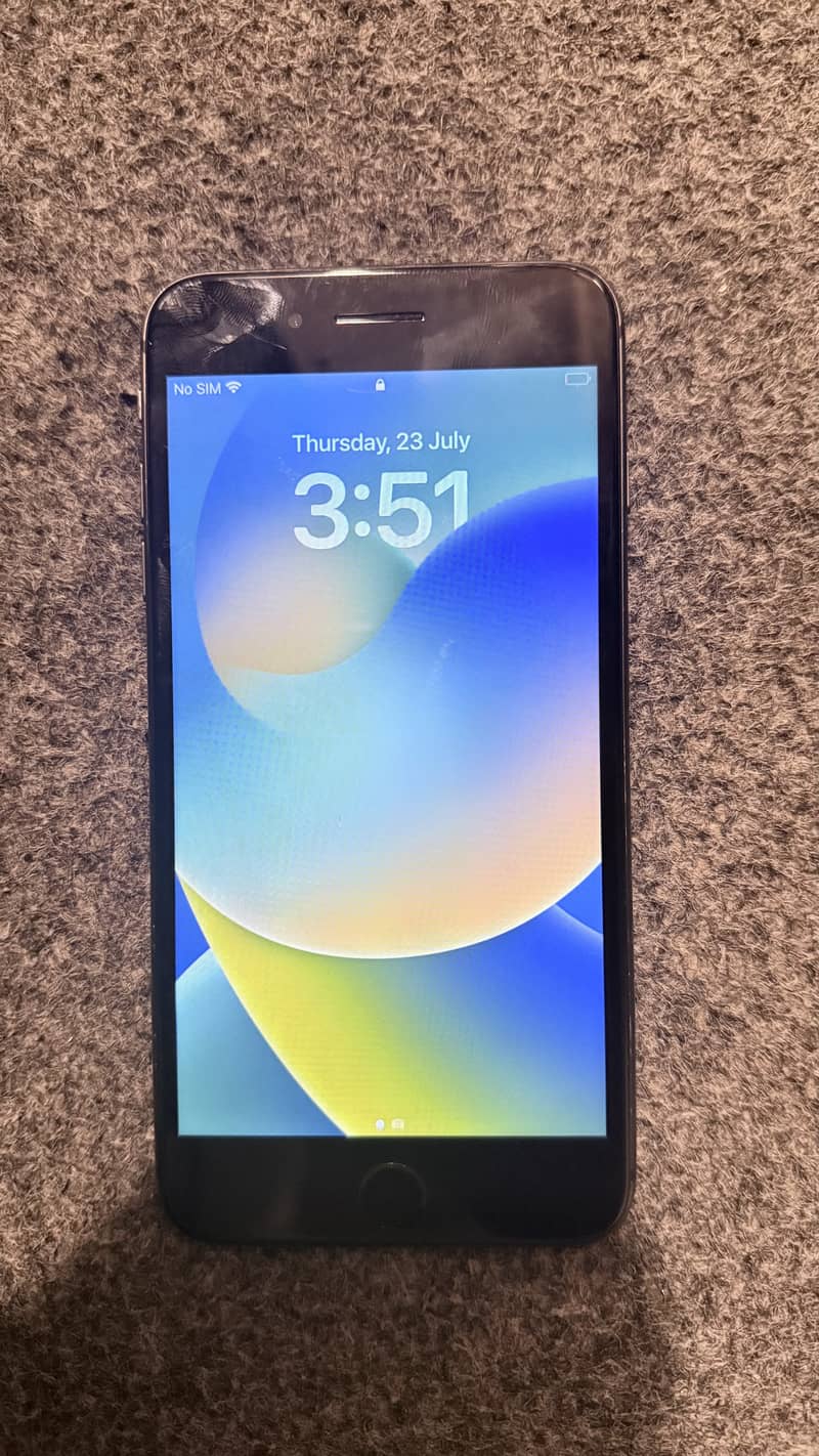 Apple iPhone 8 Plus 6