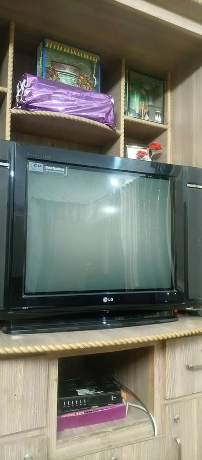 LG color tv 10/10 condition