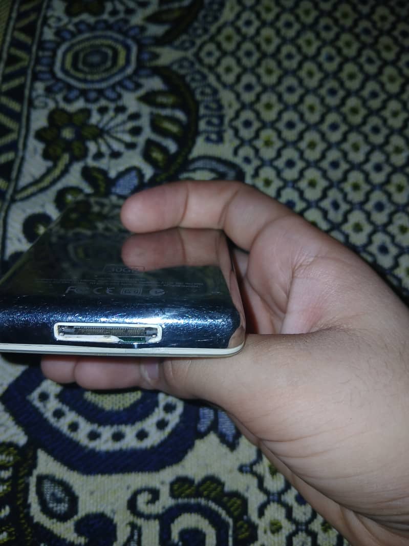 Ipod. 30GB 1