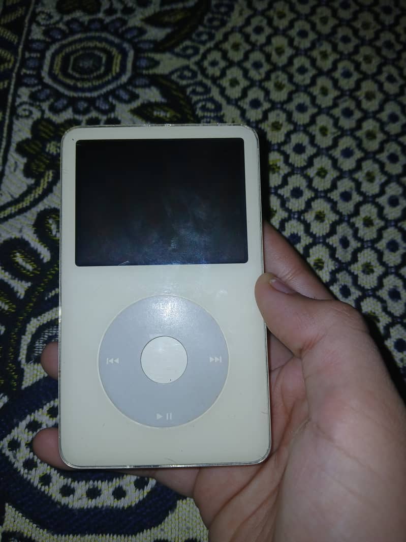 Ipod. 30GB 3