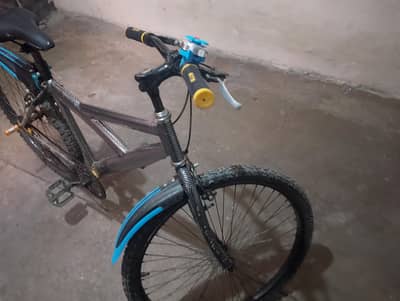 cycle for sale ha bilkul theekh ha aik kaam nahi nikale ge i