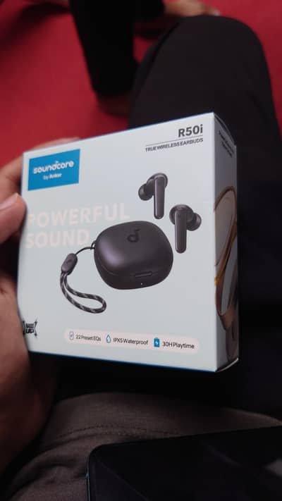 anker soundcore R50i box pack earbuds